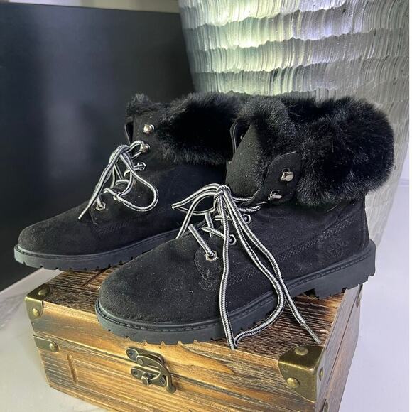 Rock and Candy by Zigi Shearling Boots in Black - Picture 4 of 10